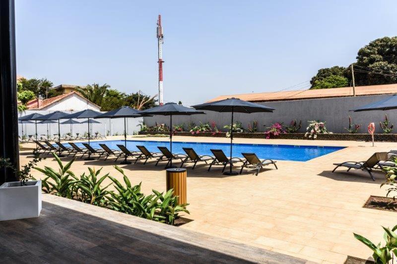 Ceiba Hotel Бисау Екстериор снимка